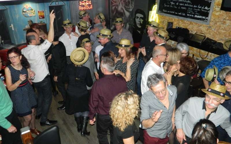 BAR d'ambiance musicale aux sables d'olonnes